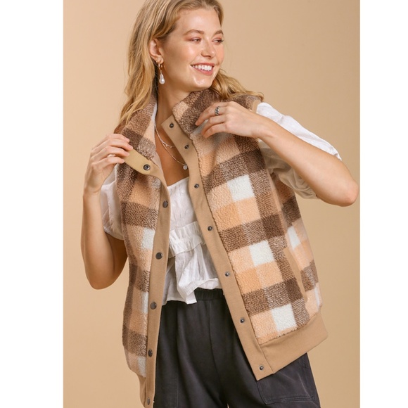 "The Chloe" Plaid Sherpa Vest in Brown and Cream - Picture 1 of 2